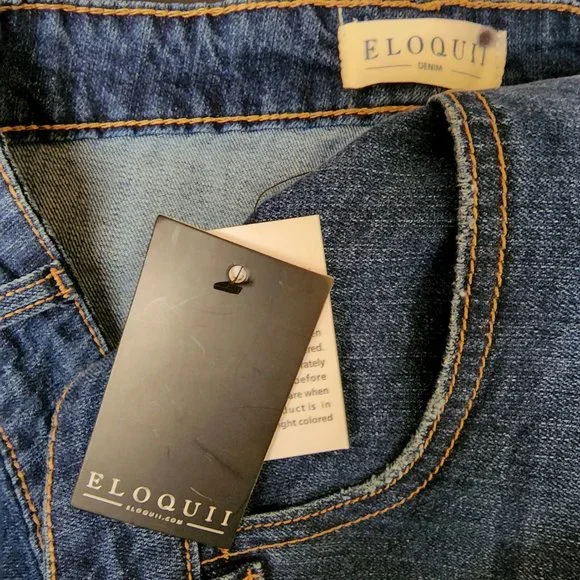 Eloquii Classic Fit Stretch Denim Mom Jean 26 - Picture 4 of 5